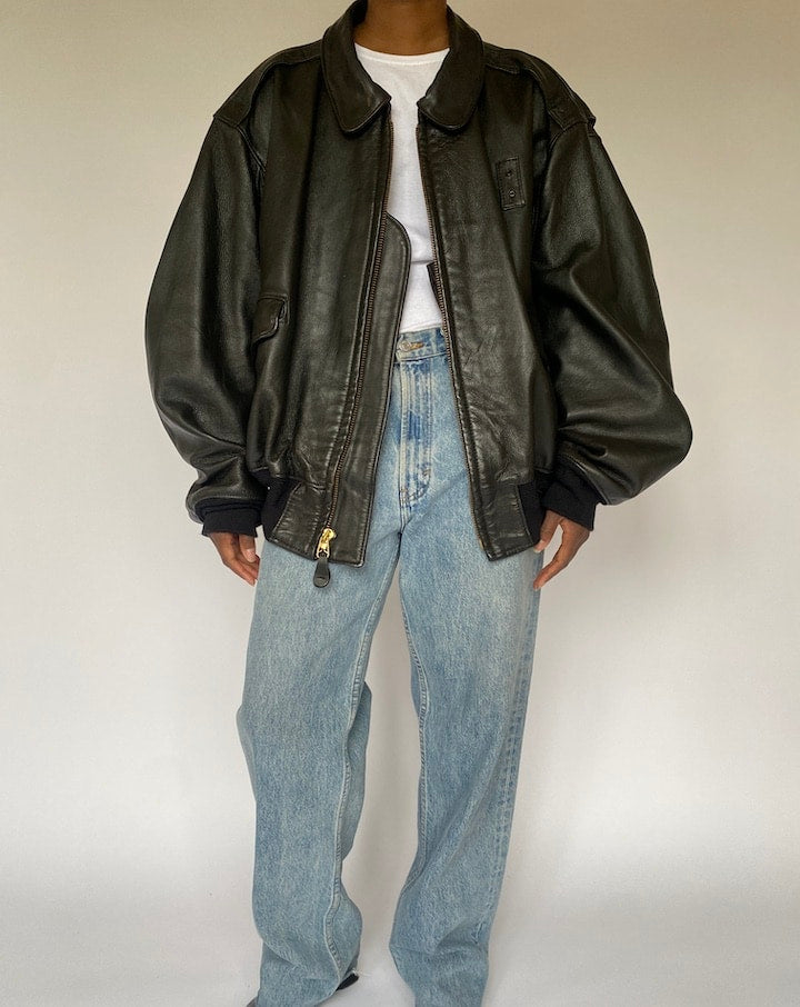 VINTAGE OVERSIZED BOMBER LEATHER JACKET 4859