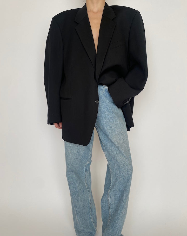 VINTAGE BLACK OVERSIZED BLAZER 4281