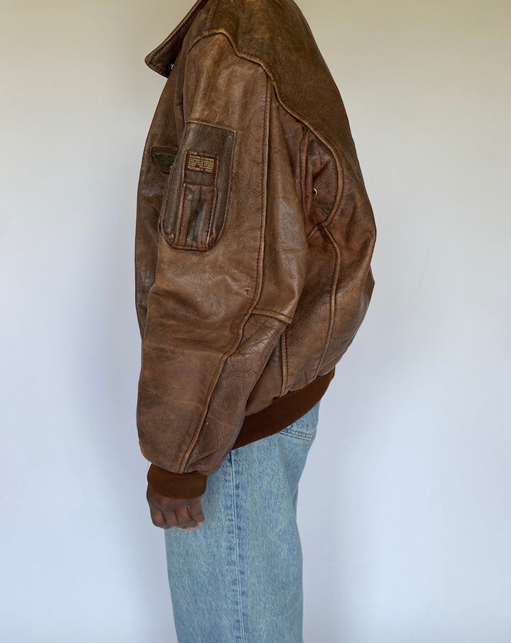 VINTAGE OVERSIZED BOMBER LIKE BROWN LEATHER JACKET 4966