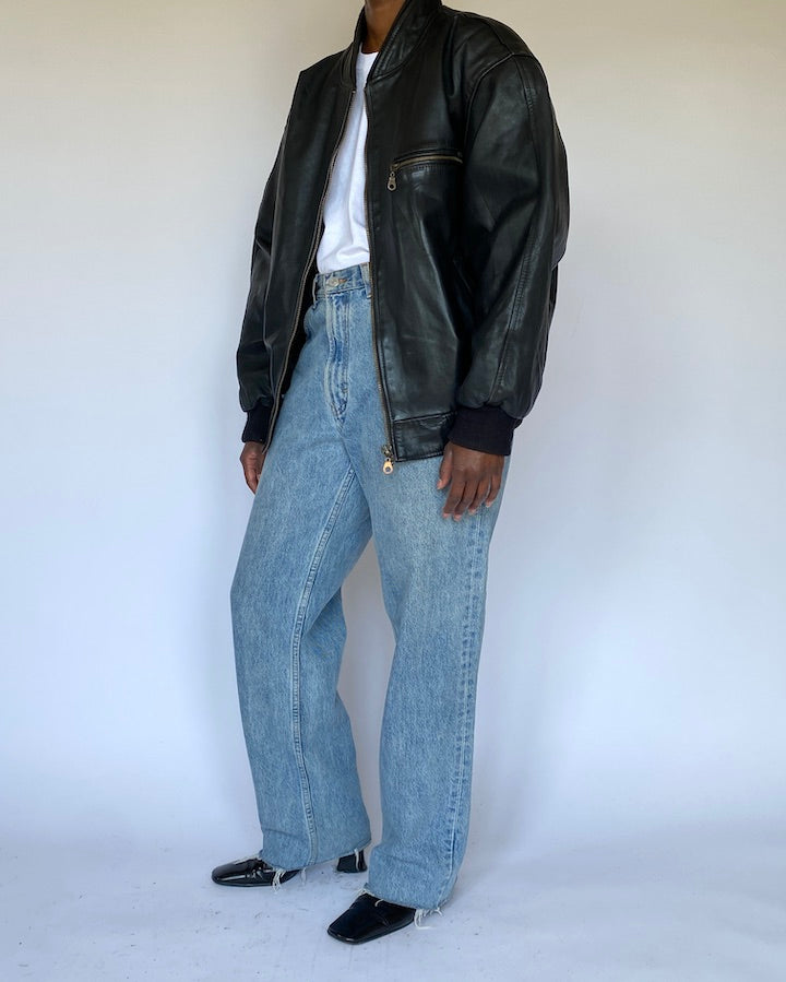 VINTAGE BLACK BOMBER LIKE LEATHER JACKET 4989