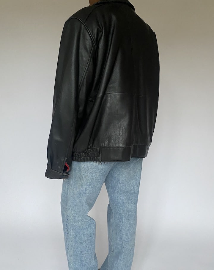 VINTAGE BLACK LEATHER JACKET 4885