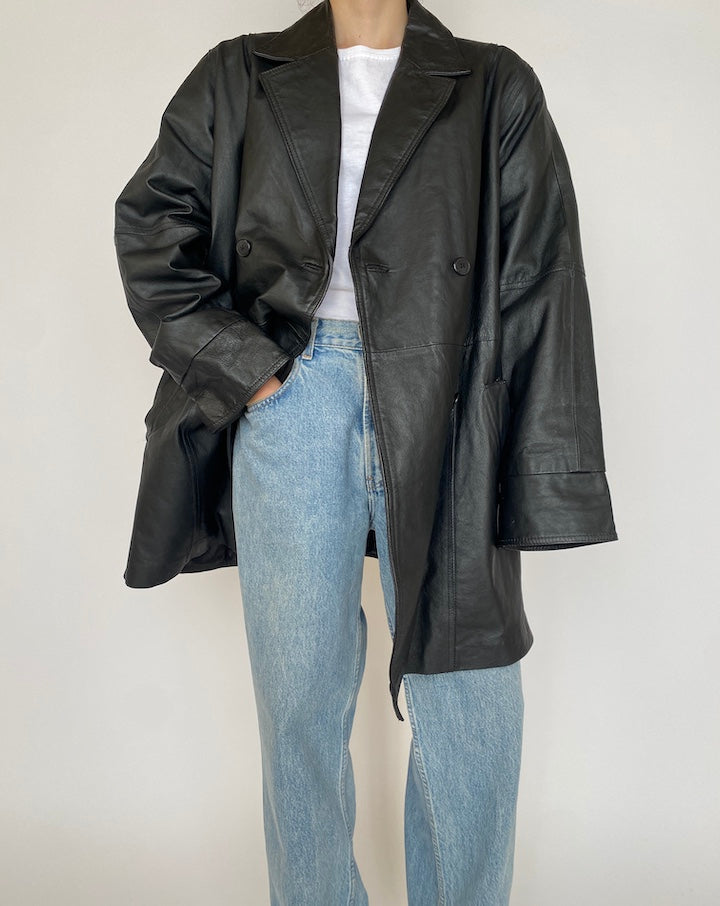 VINTAGE OVERSIZED BLACK LEATHER JACKET 4477