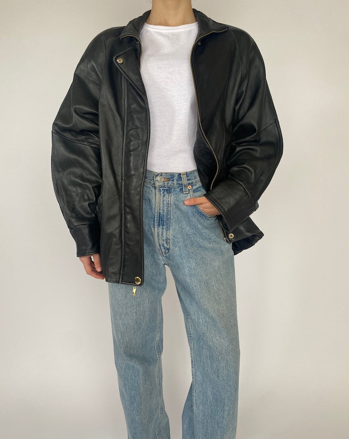 VINTAGE BLACK LEATHER JACKET 4682