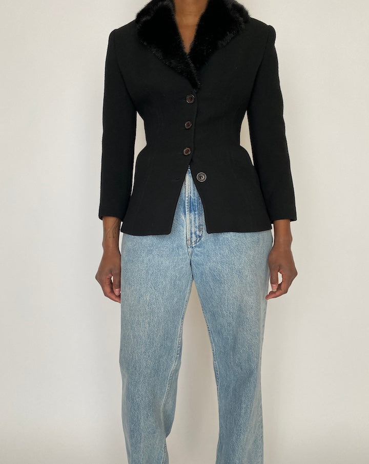 VINTAGE BLACK BEAUTIFUL CARDIGAN/BLAZER WITH FAUX FUR COLLAR 4662