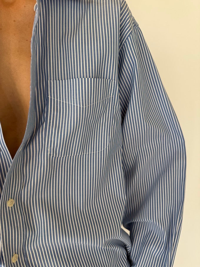 Vintage striped shirt in blue and white 5737