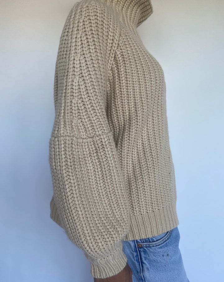 VINTAGE BEIGE SWEATER 919-2