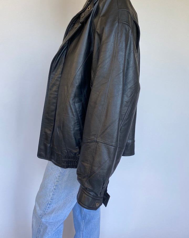 VINTAGE BLACK BOXY LEATHER JACKET 978-2