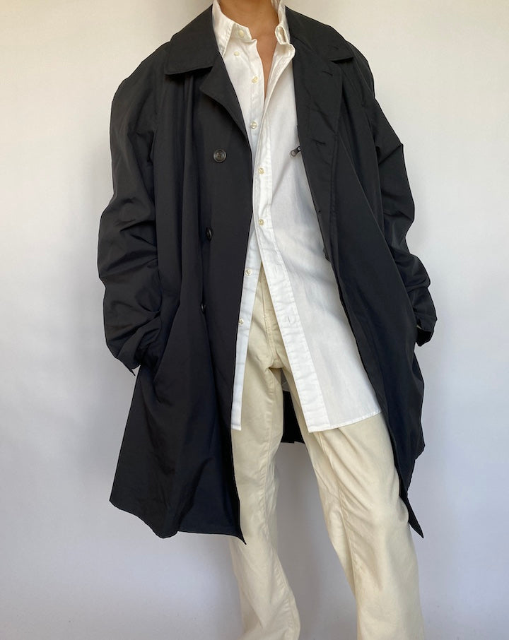 VINTAGE BLACK COAT 624