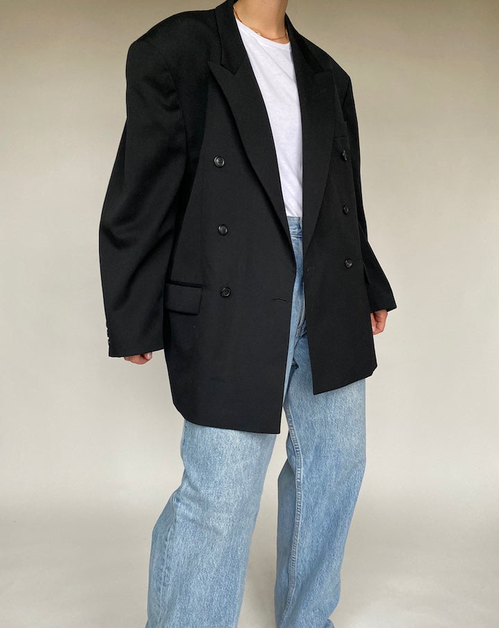 VINTAGE BLACK DOUBLE BREASTED BLAZER 516-6