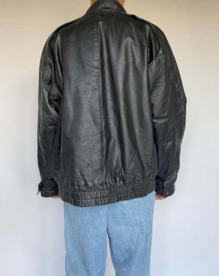 VINTAGE BLACK LEATHER JACKET 1059-2