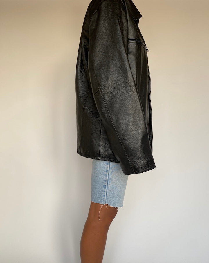 VINTAGE BLACK LEATHER JACKET 1373-3