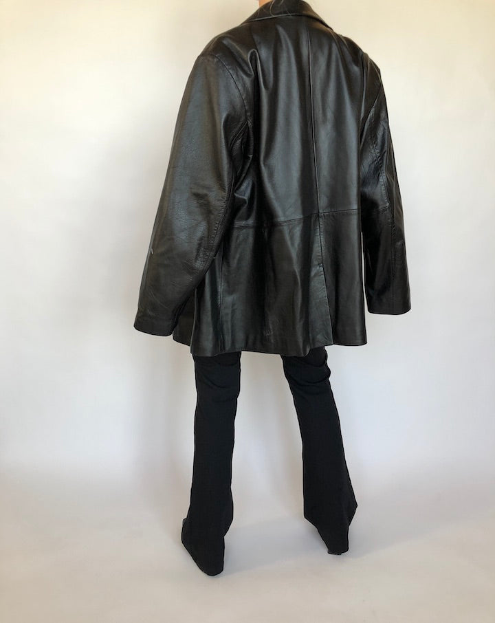 VINTAGE BLACK LEATHER JACKET 342