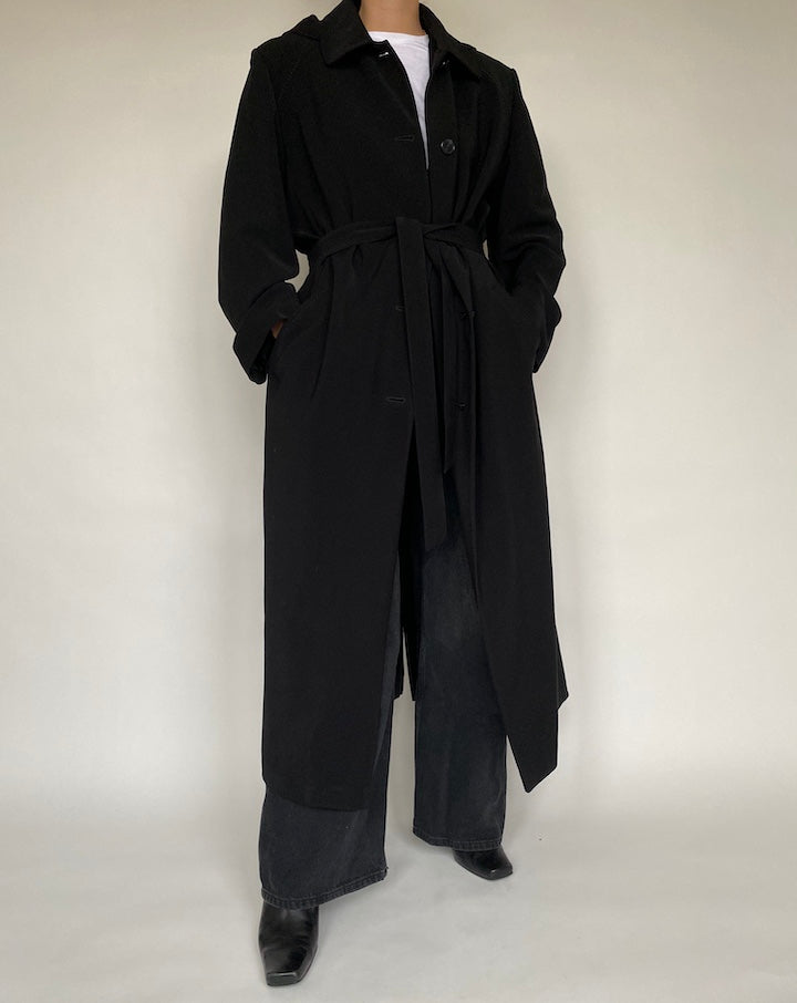 VINTAGE BLACK TRENCH COAT 529-7