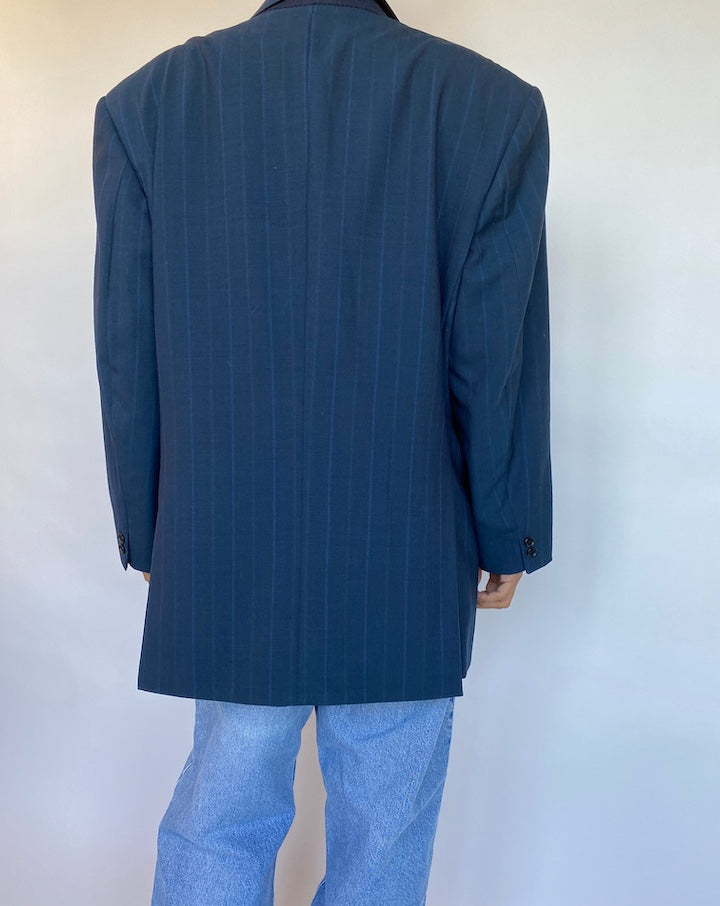 VINTAGE DARK BLUE PINSTRIPED BLAZER 689-2