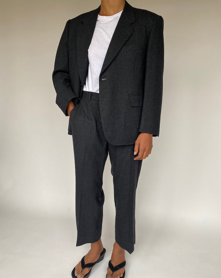 VINTAGE DARK GREY SUIT 1233-3