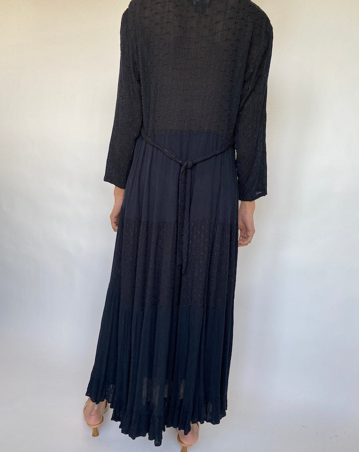 VINTAGE LONG BLACK DRESS 531-3