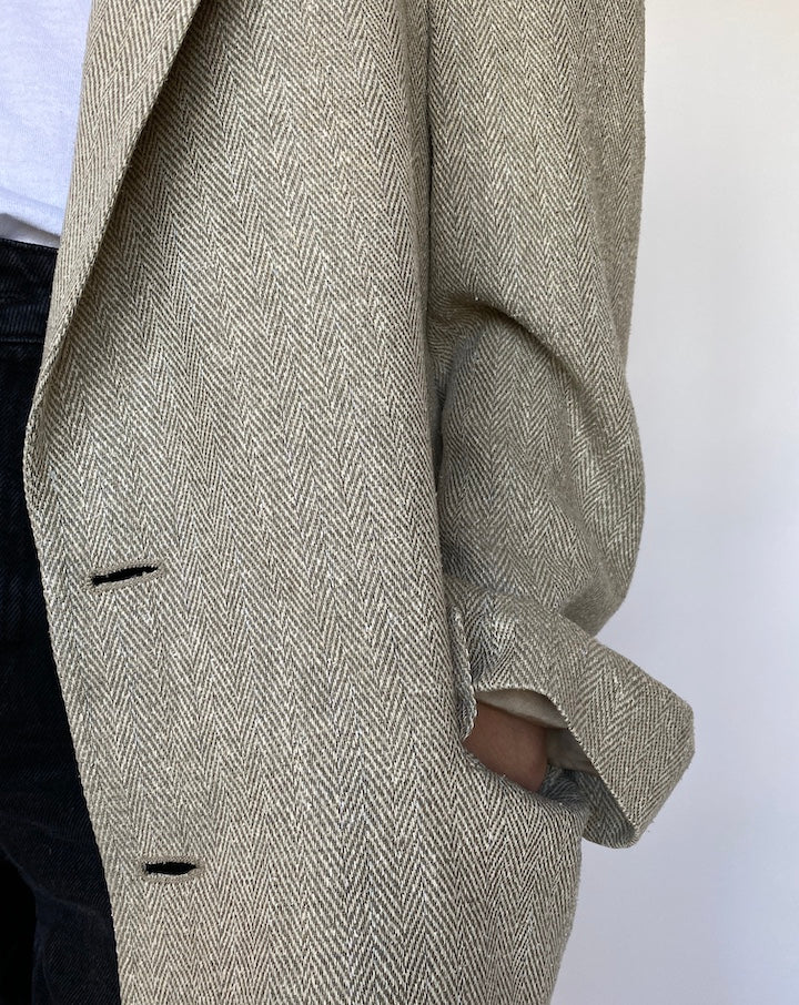 VINTAGE OVERSIZED BEIGE BLAZER 610-4