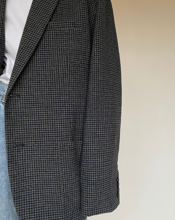 VINTAGE OVERSIZED BLACK AND GREY CHECKED BLAZER 1323-3
