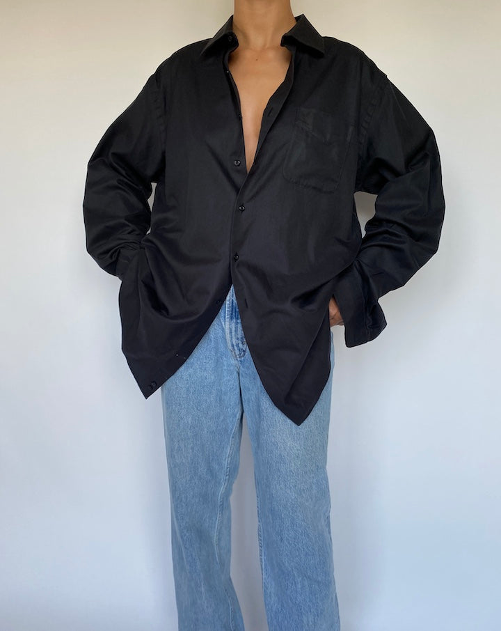 VINTAGE OVERSIZED BLACK BUTTON DOWN SHIRT 1070-3
