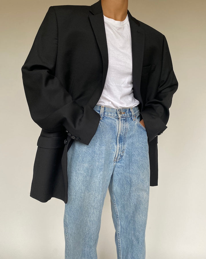 VINTAGE OVERSIZED BLACK CALVIN KLEIN BLAZER 1220-3