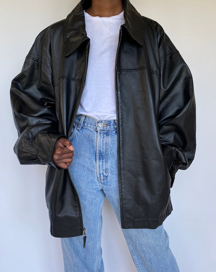 VINTAGE OVERSIZED BLACK LEATHER JACKET 1151-3