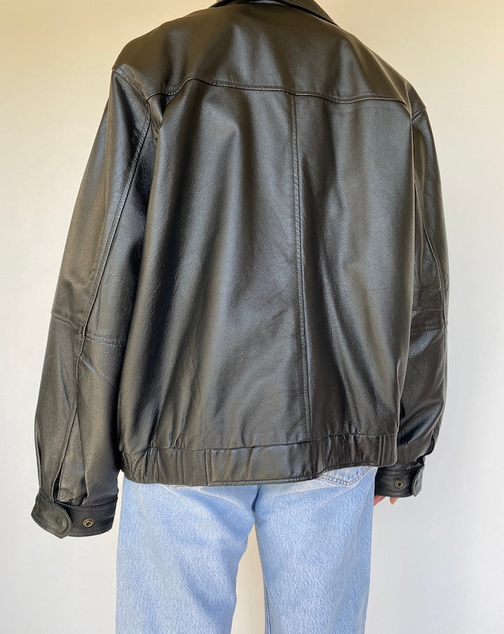 VINTAGE OVERSIZED BLACK LEATHER JACKET 1175-2