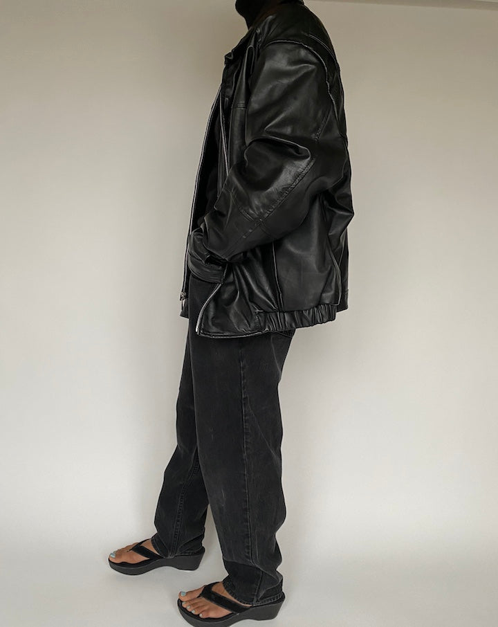 VINTAGE OVERSIZED BLACK LEATHER JACKET 1429-3