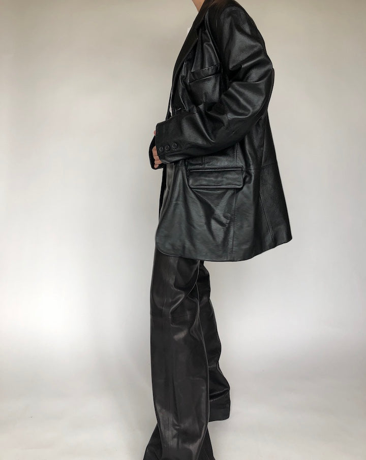 VINTAGE OVERSIZED BLACK LEATHER JACKET 144 4