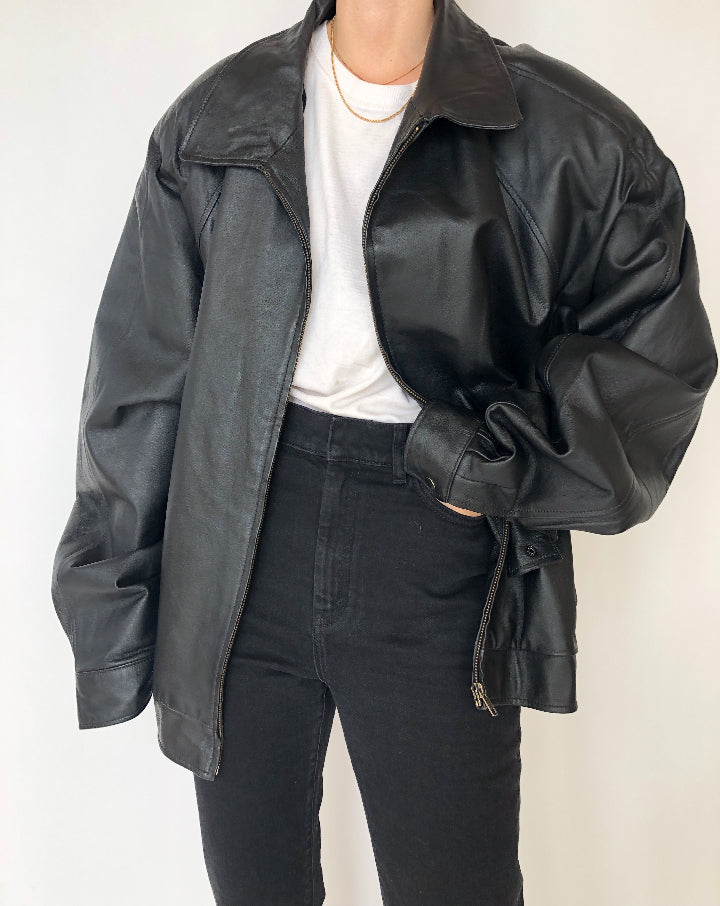 VINTAGE OVERSIZED BLACK LEATHER JACKET 188