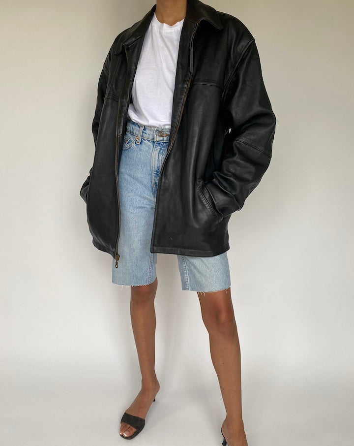 VINTAGE OVERSIZED BLACK LEATHER JACKET 826-4