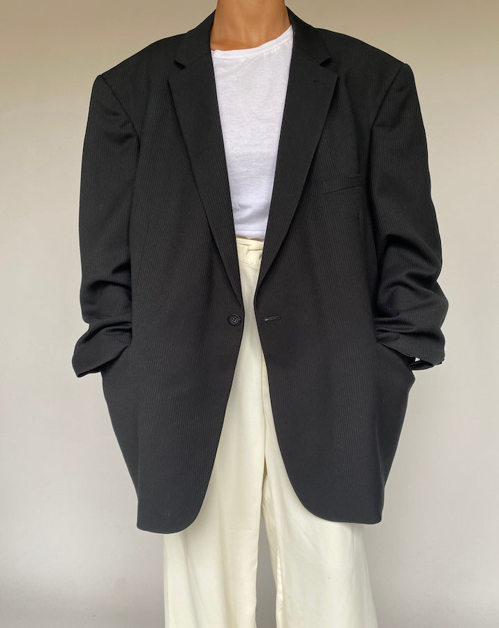 VINTAGE OVERSIZED BLACK STRIPED BLAZER 1248-3