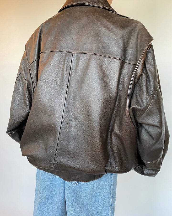 VINTAGE OVERSIZED BROWN LEATHER JACKET 538-3