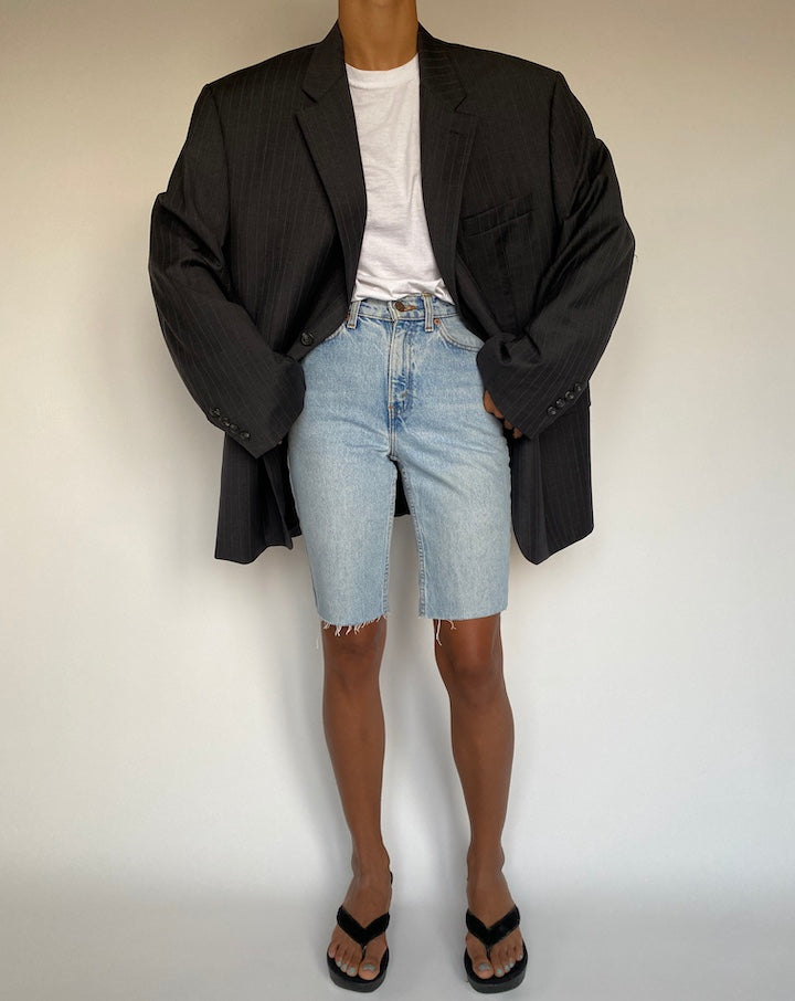 VINTAGE OVERSIZED GREY PINSTRIPED BLAZER 1367-4