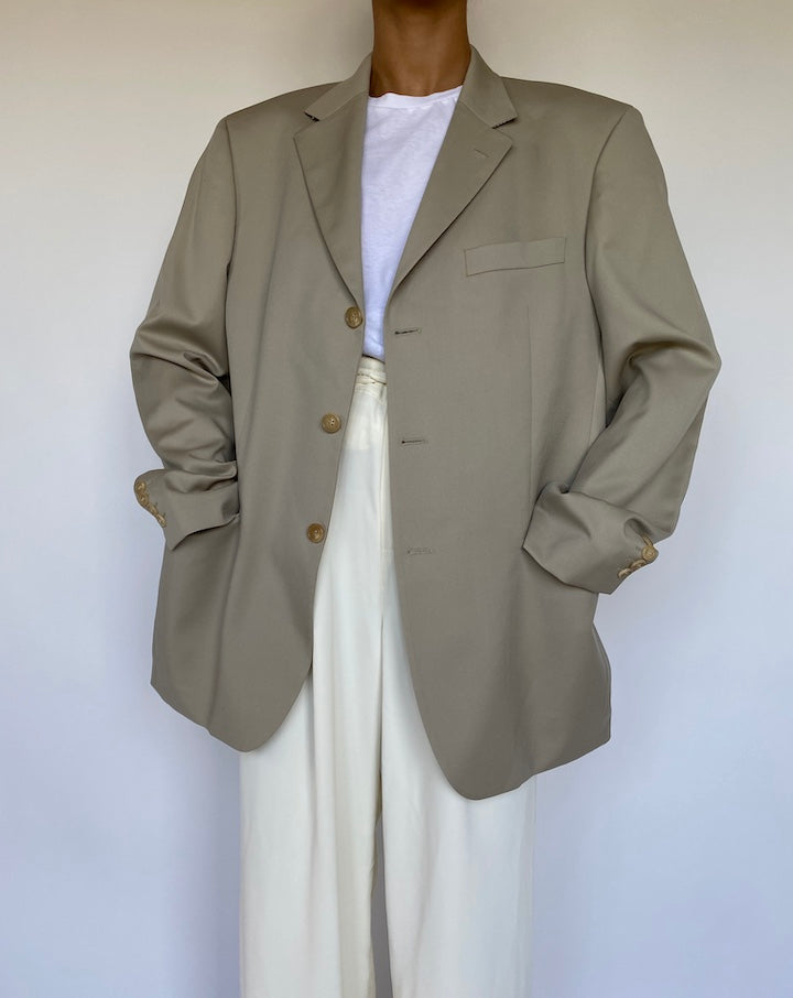 VINTAGE OVERSIZED HUGO BOSS BLAZER 1086-4