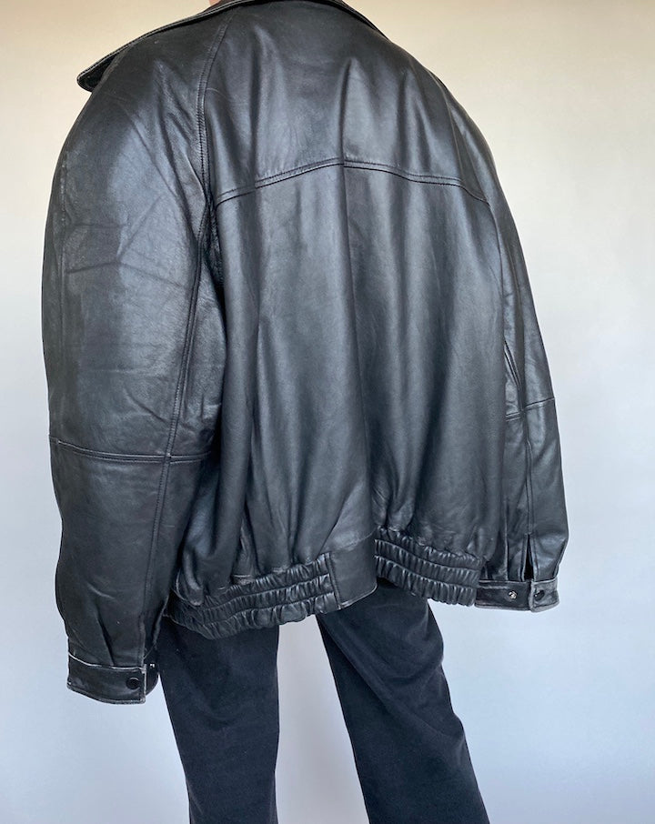VINTAGE OVERSIZED LEATHER JACKET 472-3-4