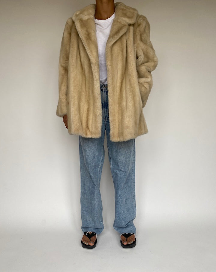 VINTAGE OVERSIZED LIGHT BEIGE FAUX FUR JACKET 1230-7