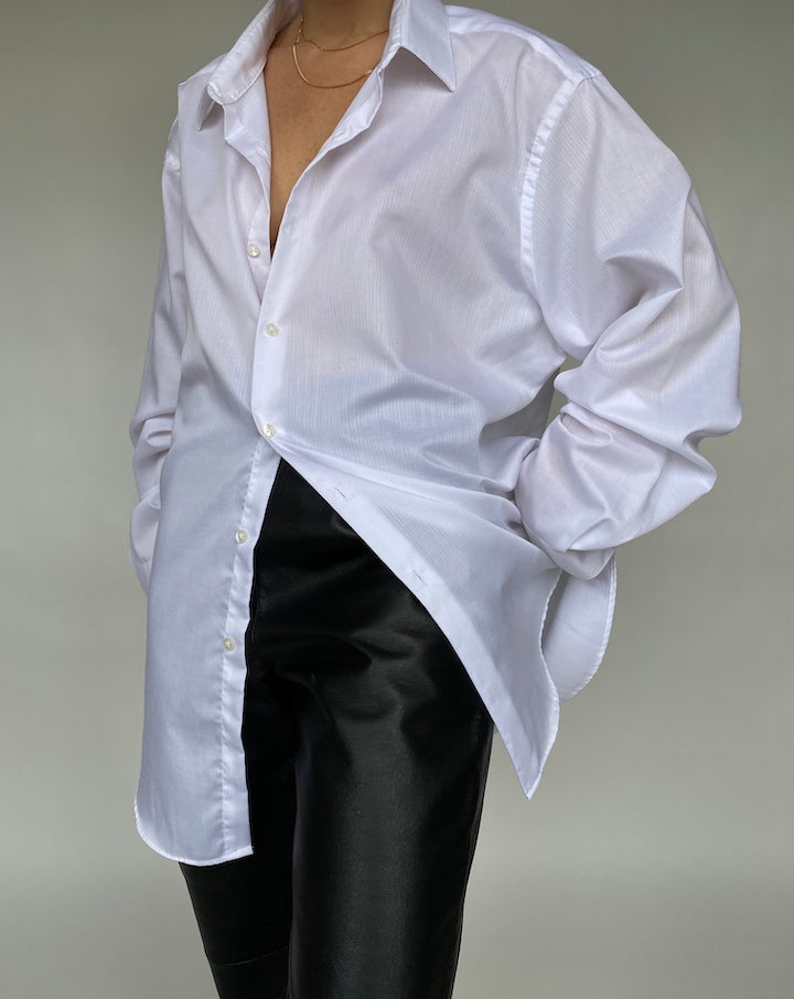 VINTAGE WHITE BUTTON DOWN OVERSIZED SHIRT 470-3