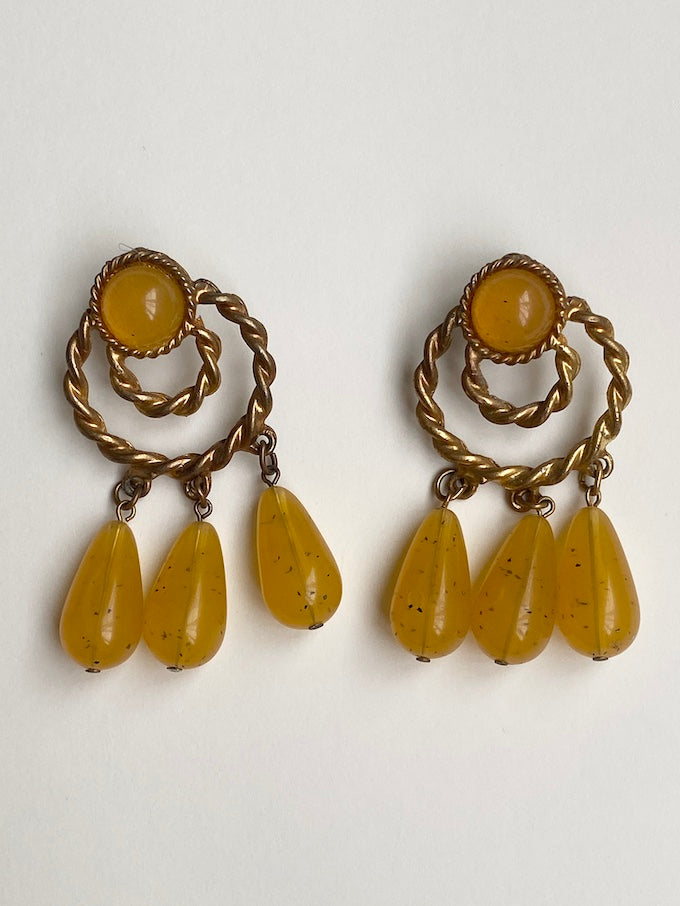 Vintage dangle earring