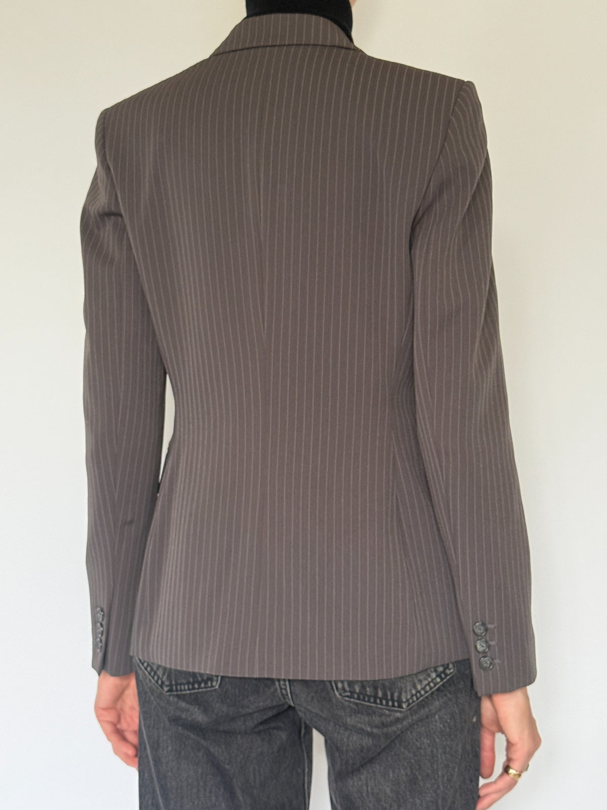 Vintage fitted pinstripe blazer in charcoal grey
