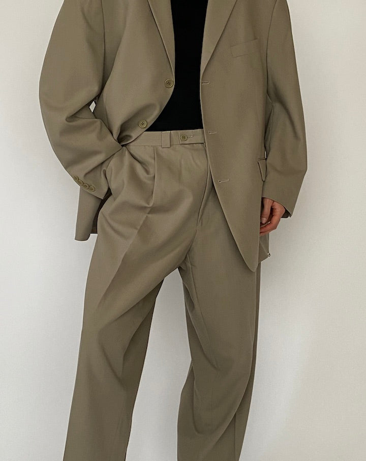 Vintage Oversized Calvin Klein 2 Piece Wool Suit 5284