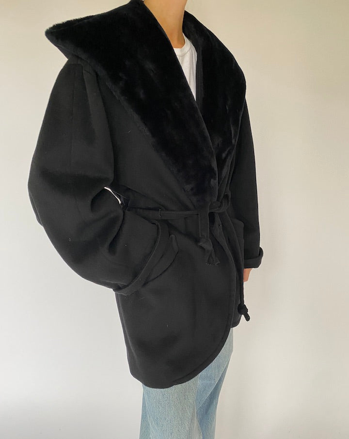 Vintage Wool Blended Coat With a Faux Collar 2965