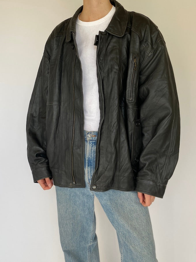 Vintage black leather jacket 5391