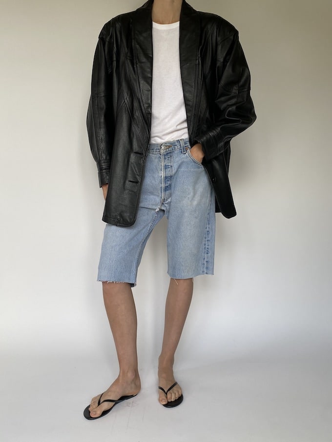 Vintage black leather jacket 4846