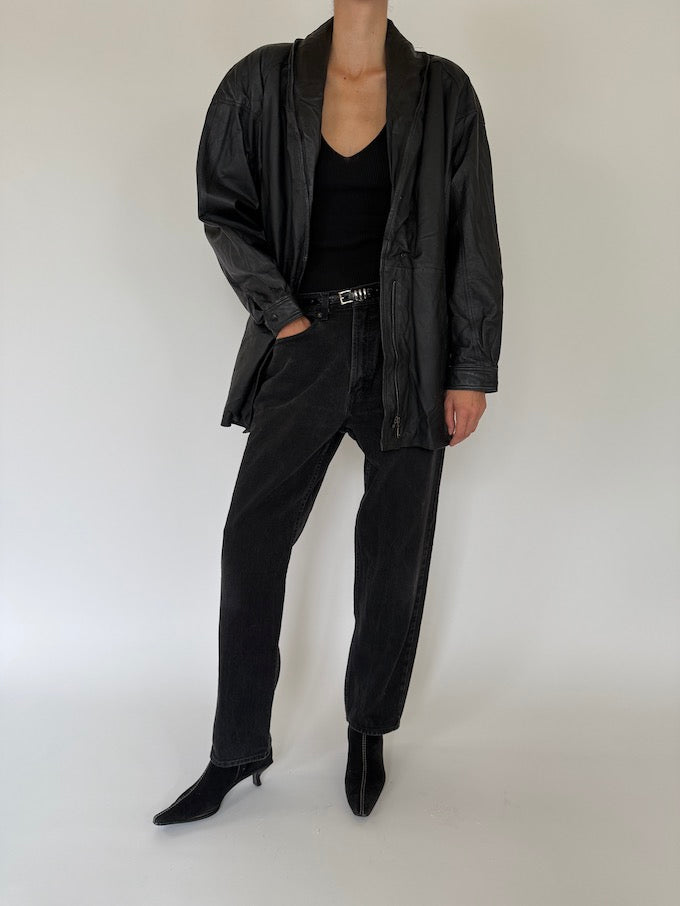Vintage black leather jacket 4654