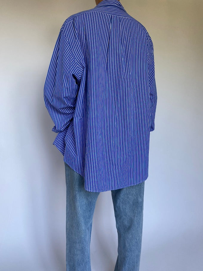 Vintage blue pinstriped Ralph Lauren shirt 5650