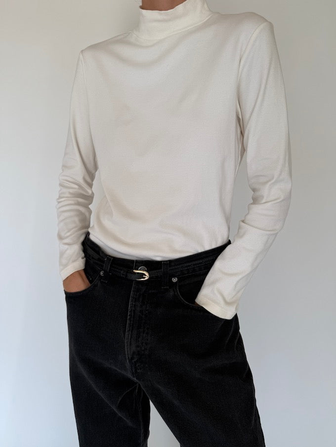 Vintage white turtleneck top 5566