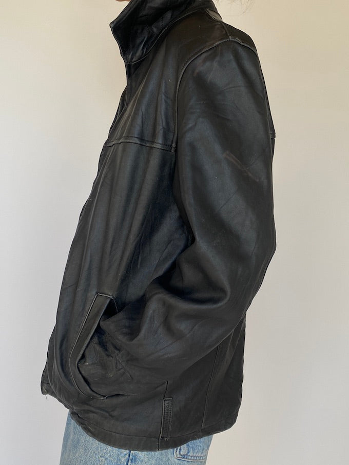 Vintage leather jacket in black 5394