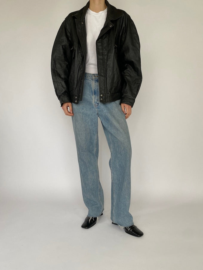 Vintage black leather jacket 5377