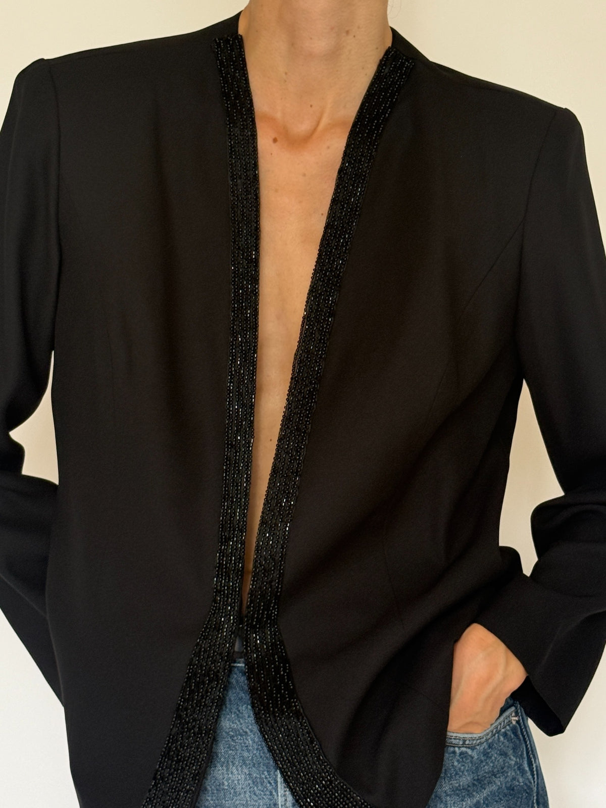 Vintage embellished blazer fitted silhouette detail