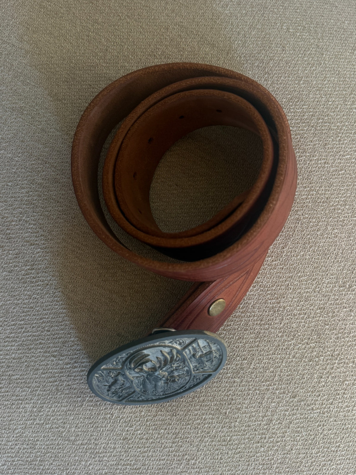 Vintage Western leather belt brown rolled leather detail
